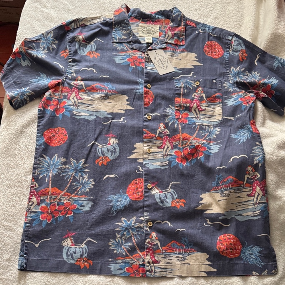 St. John’s Bay Tropical Print Shirt (L)
